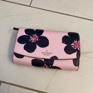 Floral Kate Spade crossbody